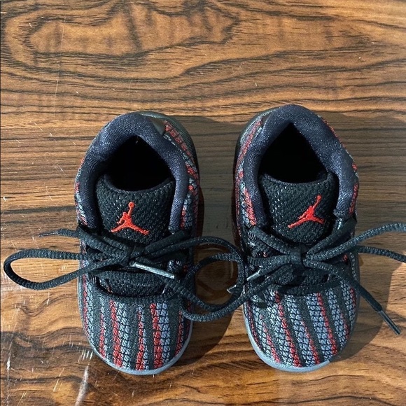 JORDAN JUMP-MAN PRO B FLY KID'S TODDLER SNEAKER - Picture 7 of 8